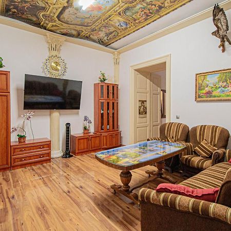 Апартаменты The Grand Royal 3Bdr Heart Of Old Town Прага Экстерьер фото